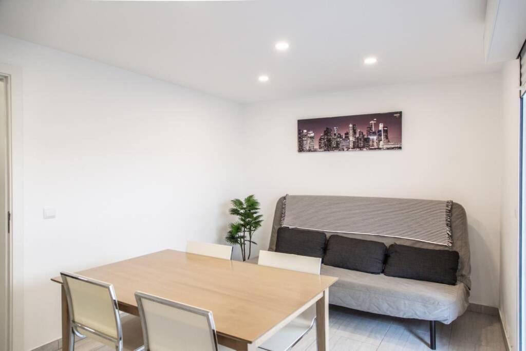 Remodeled Apartment In The City Center. 法鲁区 外观 照片