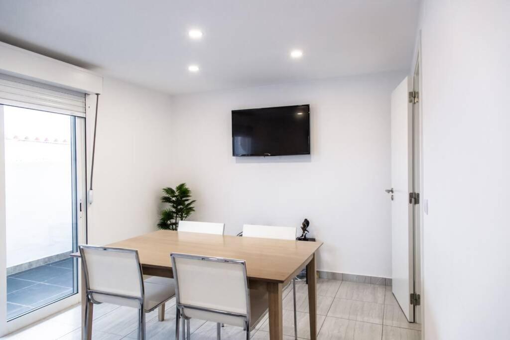 Remodeled Apartment In The City Center. 法鲁区 外观 照片
